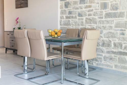 Aeonios Luxury Villa