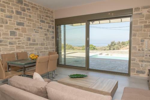 Aeonios Luxury Villa
