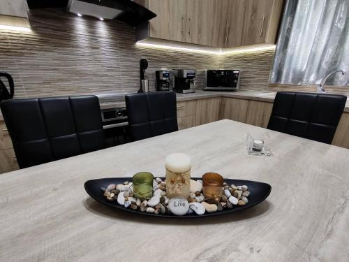 Silver Pearl Apartment #1