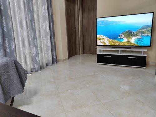 Silver Pearl Apartment #1