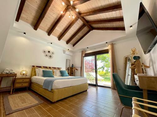 Wild Willow Villa