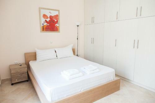 Great Apartment In Piraeus
