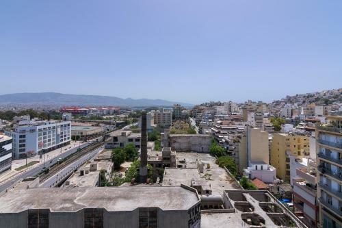 Apartment With Terrace In Piraeus