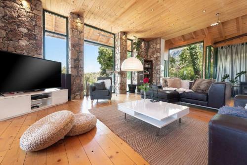 Agrology Lux (3 Bd Luxurious Villa With Agriculture Surroundings)