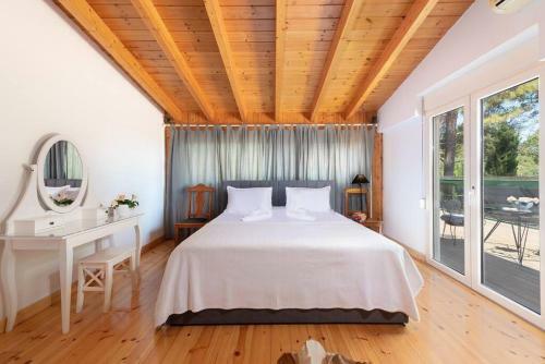 Agrology Lux (3 Bd Luxurious Villa With Agriculture Surroundings)