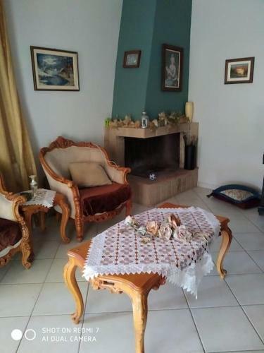 Grecos Apartment