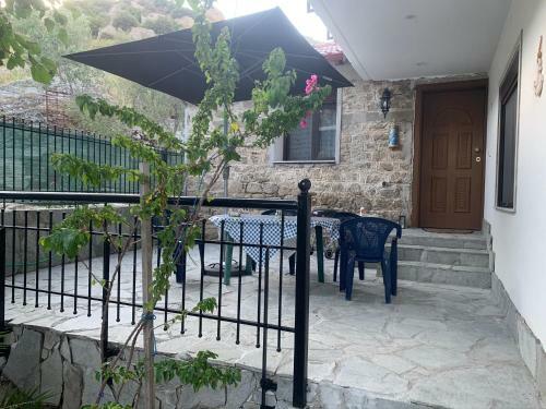 Apartamento Stone House Under A Rock Kukos