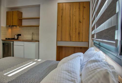 Hotel Vrahakia Beach