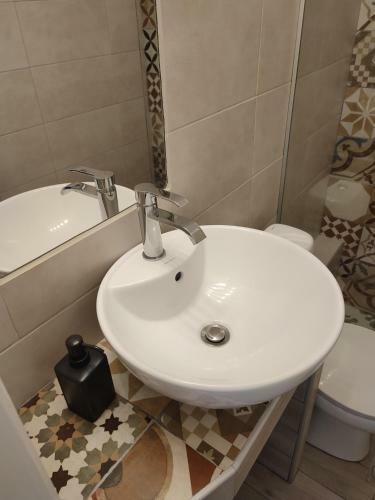 Elsea Apartments