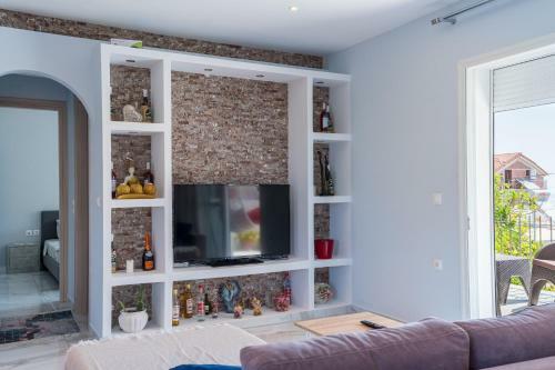 Amazing New Apartment In Skala