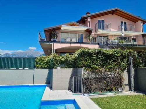 Apartamento Royal Apt Colico Lake Como