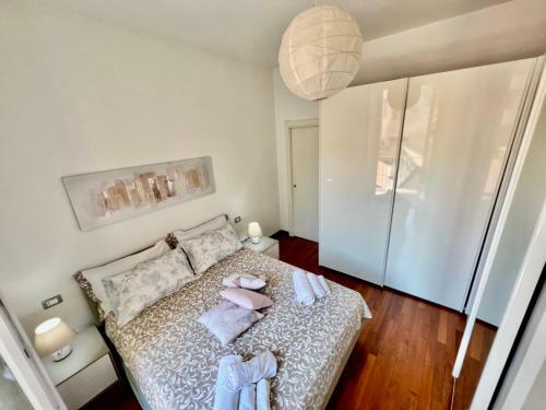 Divina Luxury Apartment With Jacuzzi Near The Lake