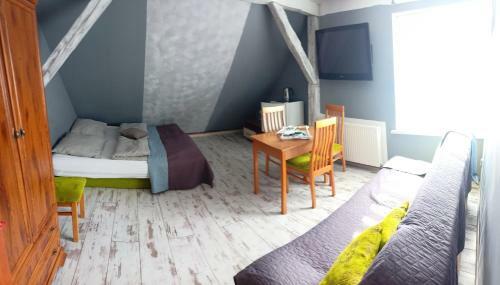 Apartament-pokoje Go?cinne U Natalii