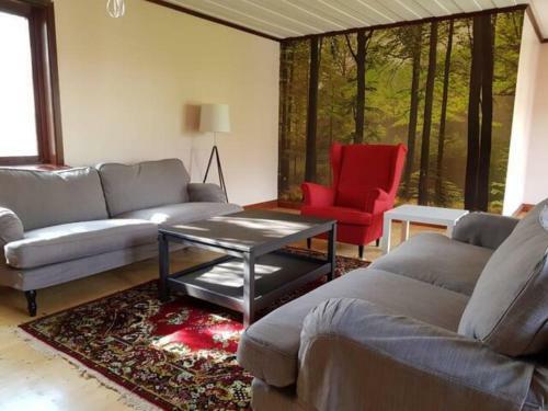 Super Nice & Large Room In A Private House In A Perfect Location.