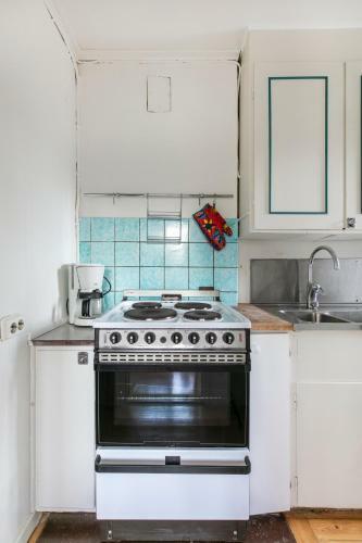Charming Family Summer Home 500m From Beach