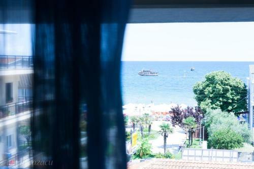 Apartamento Alarzo Rooms