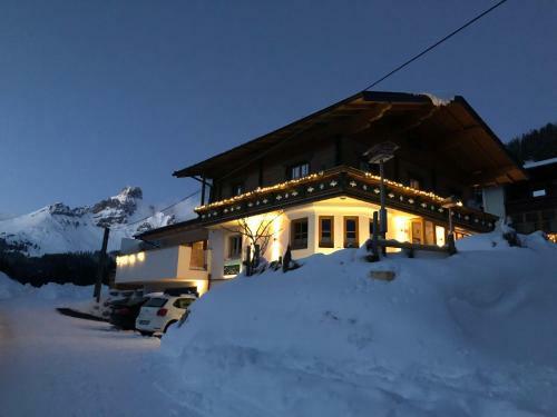 Hostal Haus Waldrast