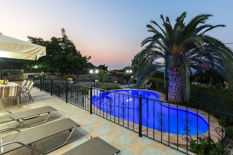 Kamelia Apartments