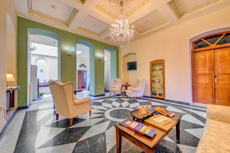 Hotel Apollonion Palace