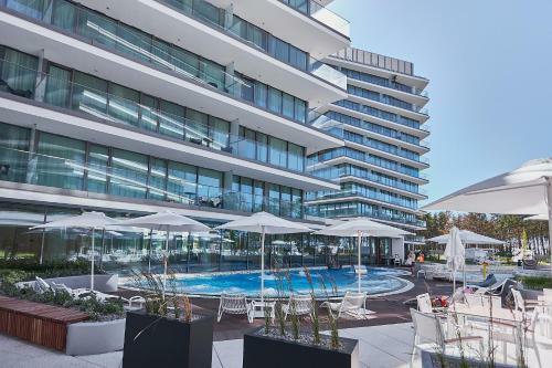 Wave Gold Apartment By Check-in