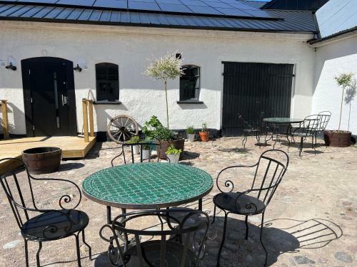 Hostal Backadal G�rd Bnb