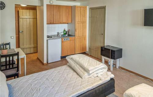 Nice Apartment In Ystad With #859