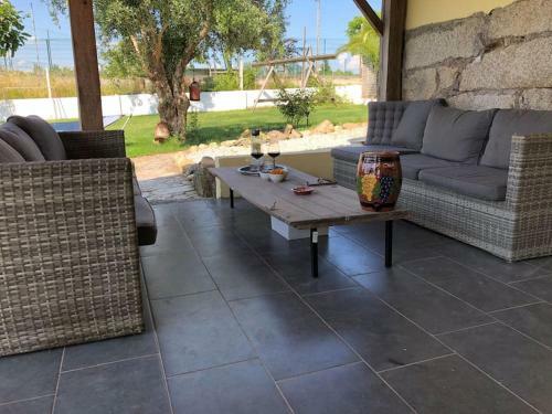 Accommodation With Bar And Swimming Pool (max.16p)