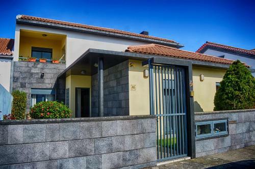 Hostal Cabo Da Vila Guesthouse