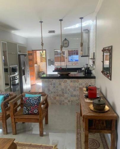 Casa Charmosa Com Piscina Aquecida, Jacuzzi, Ar