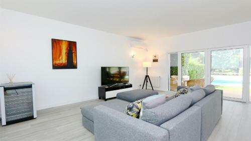 Villa Vila Renascer Cd235 10 Minutes From The Center, Quiet Area