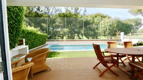 Villa Vila Renascer Cd235 10 Minutes From The Center, Quiet Area