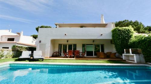Villa Vila Renascer Cd235 10 Minutes From The Center, Quiet Area