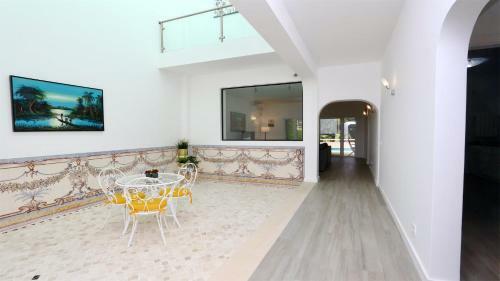 Villa Vila Renascer Cd235 10 Minutes From The Center, Quiet Area