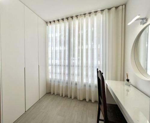 Beachside Apartment - With Pool By Hd Properties