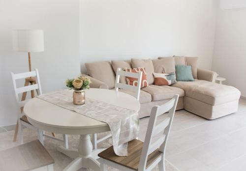 Seaside Charming Apartment