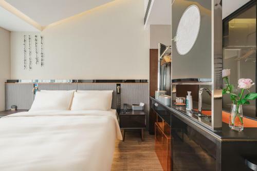 Atour S Hotel Wuxi Nanchang Street
