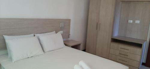 Apartamento Condom�nio Residencial Top�zio - Praia Do Mut�