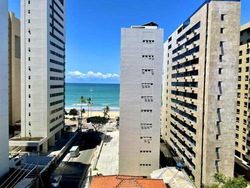 Apartamento Apto Espa�oso, Confort�vel E A 150 Metros Da Praia