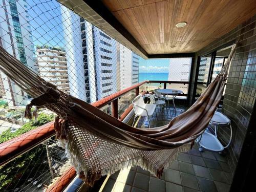 Apartamento Apto Espa�oso, Confort�vel E A 150 Metros Da Praia