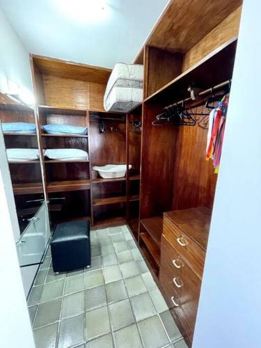 Apartamento Apto Espa�oso, Confort�vel E A 150 Metros Da Praia