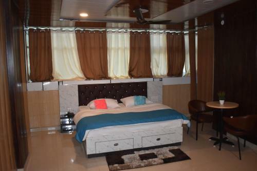 Jai Maa Bhagwati Hotel