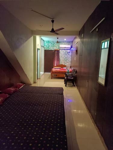 Hostal New Mg Residency