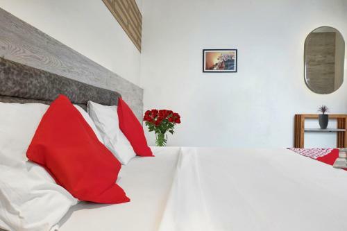 Oyo Flagship 90908 Hotel Kalptaru