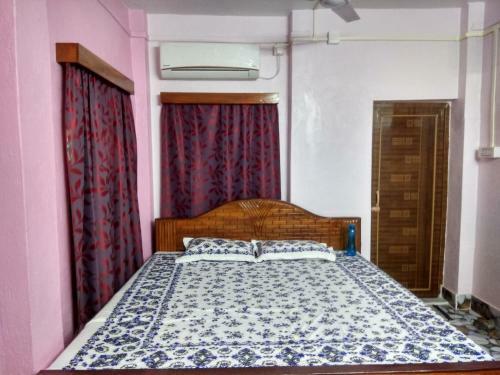 Hotel Roy Guest House