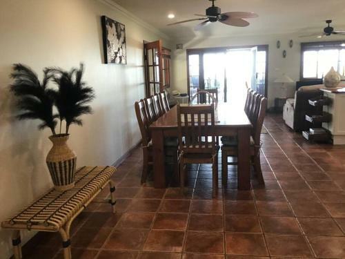 Bella Ohana - Oceanfront, Amazing Views, Relaxing