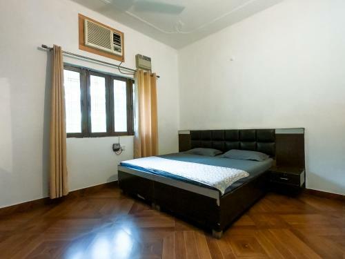 Hotel Ananta Residency