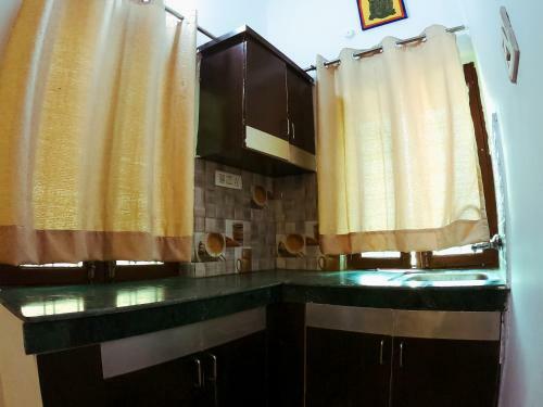 Hotel Ananta Residency