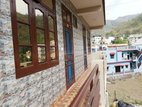 Him 052 Homestay By Pt