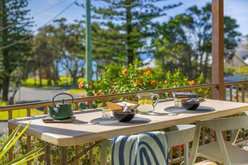 Mikahs At Bonnys - Beachside Home
