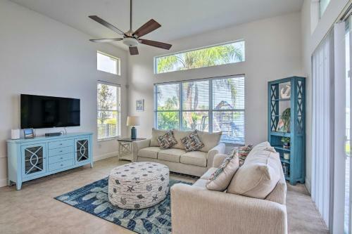Lakefront Miramar Retreat With Saltwater Pool!